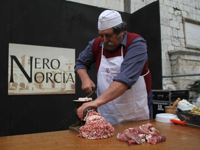 Tutti i tipi di salsicce di Norcia