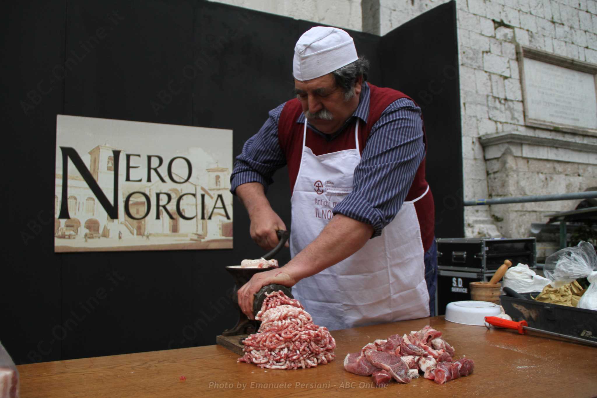 Tutti i tipi di salsicce di Norcia